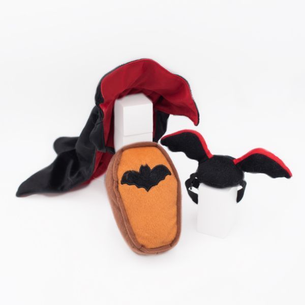 Комплект костюмів на Хелловін Дракула ZippyPaws Halloween Costume Kit Dracula з пищалкою 28508 фото